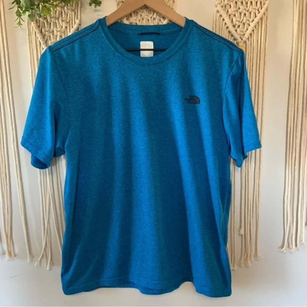 THE NORTH FACE‎ Men's Reaxion Amp Blue Short Sleeve T-Shirt Medium